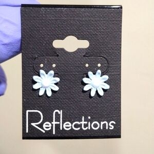 Women's Stunning Light Blue Flower Design Stud Earrings - 0.5-inch